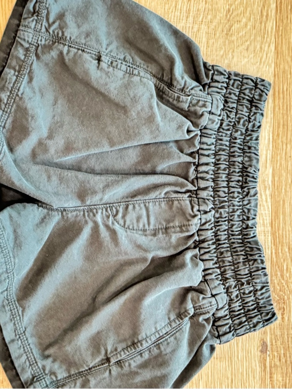 Aerie Paperbag Waist Shorts Gray Elastic Waist Lounge Casual Size XS